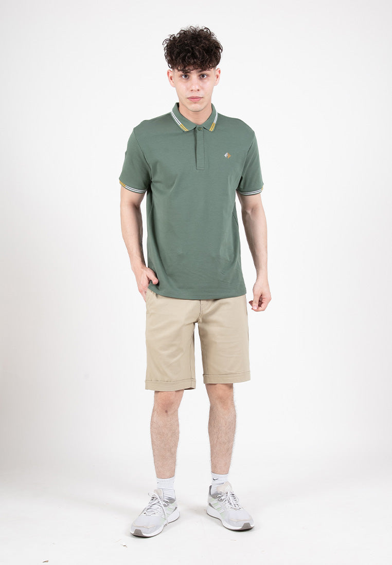 Forest Stretchable Cotton Elastic Waist Regular Cut Men Short Bermuda | Seluar Lelaki - 670215