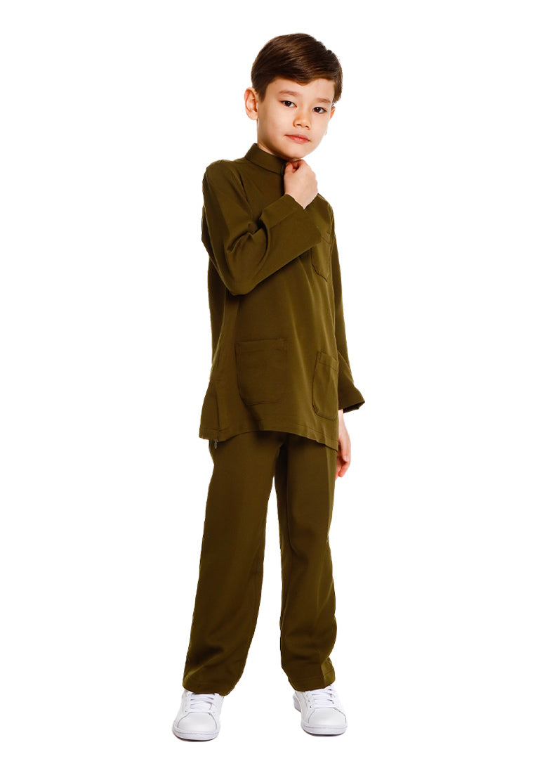 Forest x Hatta Dolmat Baju Melayu Budak Cekak Musang Regular Fit - FK23766BM -45DkOlive