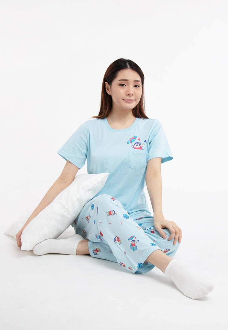 ( 1 Set ) Forest X Shinchan 30th Anniversary Ladies 100% Cotton Short Sleeve Long Pants Pyjamas Set - CPD0013